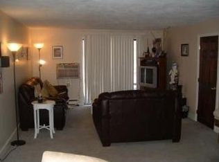 9 Walker Rd APT 5, North Andover, MA 01845