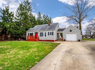 1296 Ohltown McDonald Rd, Mineral Ridge, OH 44440