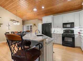 449 Roosevelt Dr, Dresser, WI 54009