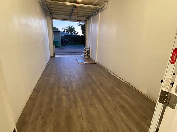 2 car tandem garage with opener