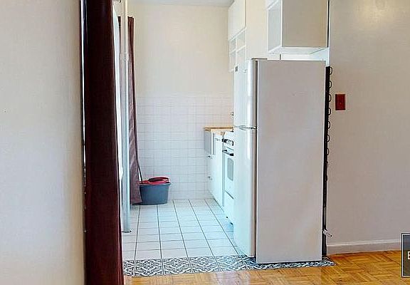 5th image of 1974 3rd Ave APT 3