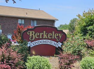 122 Wakefield Cir #122, East Hartford, CT 06118