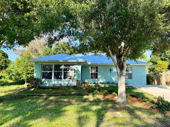 6102 Bamboo Drive, Fort Pierce, FL 34982