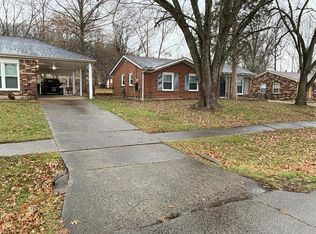 817 Gleam Dr, Louisville, KY 40214