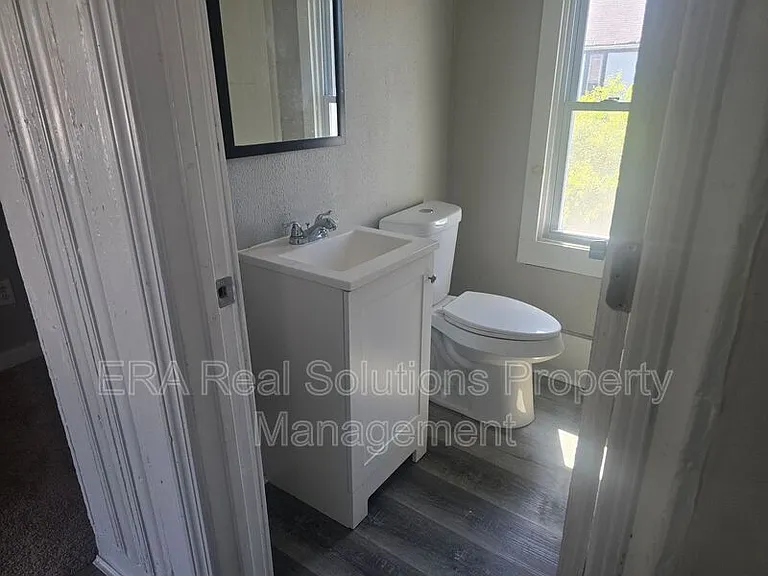 3607 Sackett Ave #2 — Photo 5