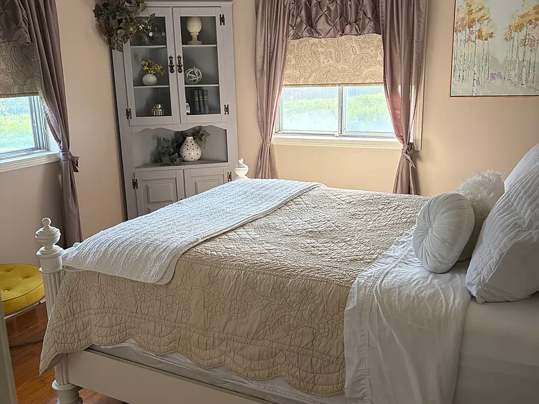 Bedroom #1