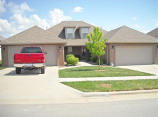 1403 W Sackett St, Springfield, MO 65807