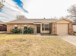 5232 Dunson Dr, Haltom City, TX 76148