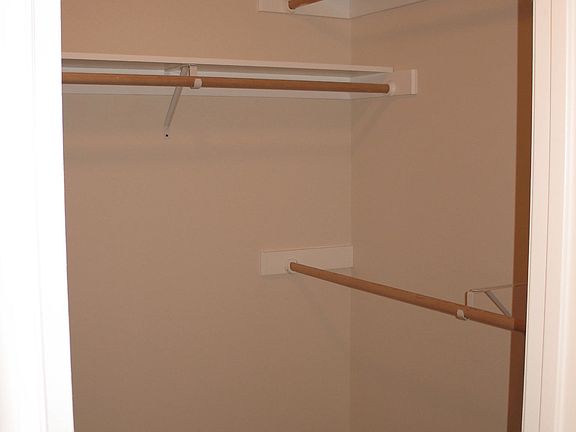 Master Walk-in