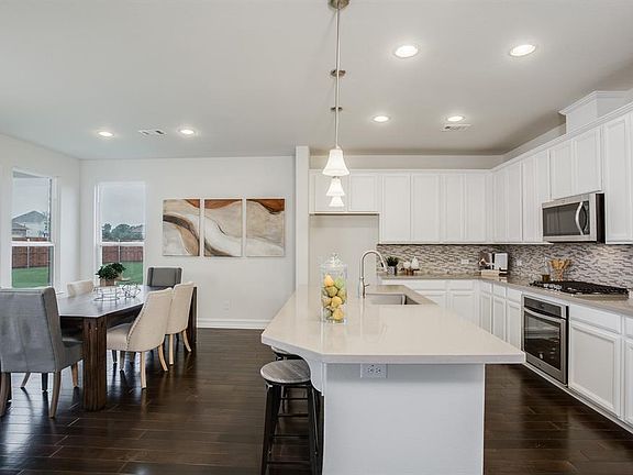 5th image of 1505 Bellingham Ln