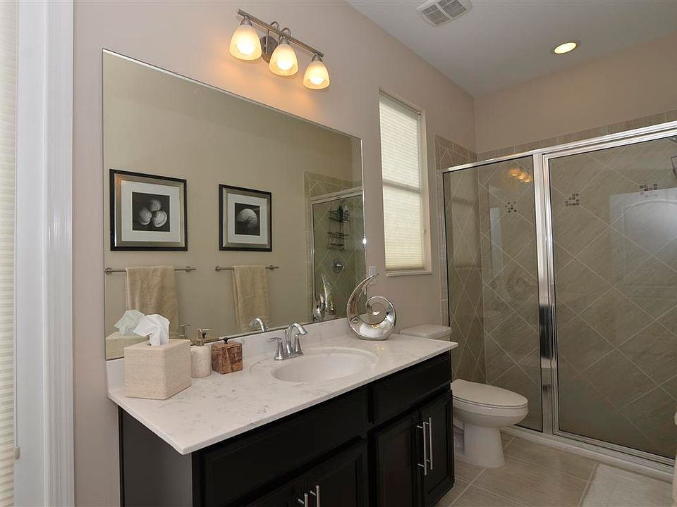 1st image of 327 Bellview Pl