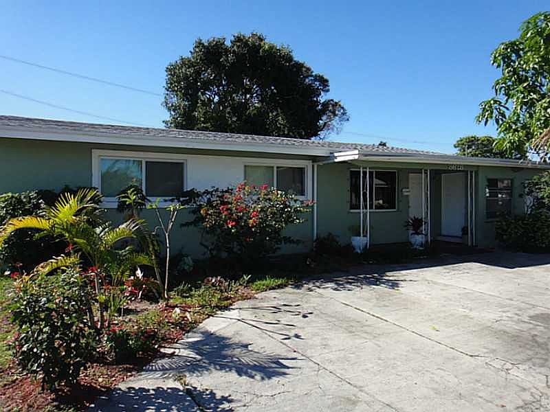 1st image of 3628 SW 21st Ct