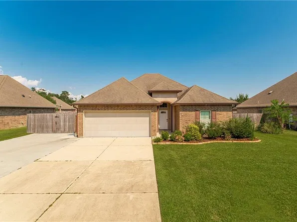 28307 Loiret Ct, Ponchatoula, LA 70454