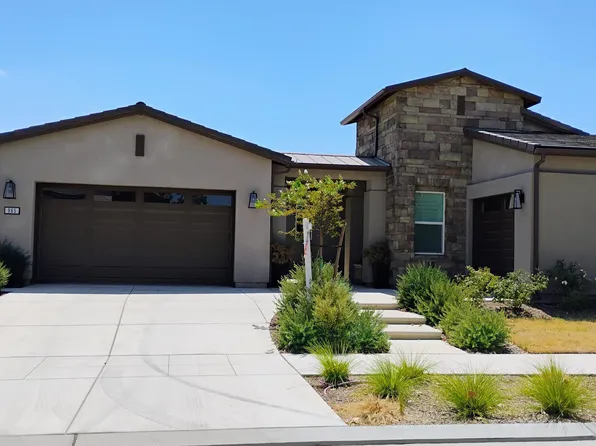 965 Beaver Pond Loop, Madera, CA 93636