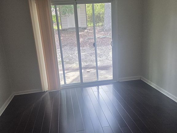 3rd image of 2574 Harwich Cir