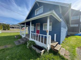 225 Spruce St, Waldport, OR