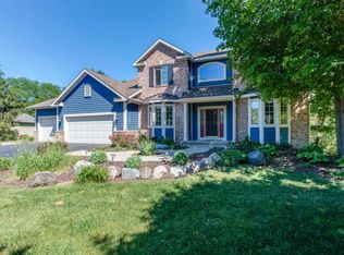 7855 Sandy Hollow Dr SE, Alto, MI 49302
