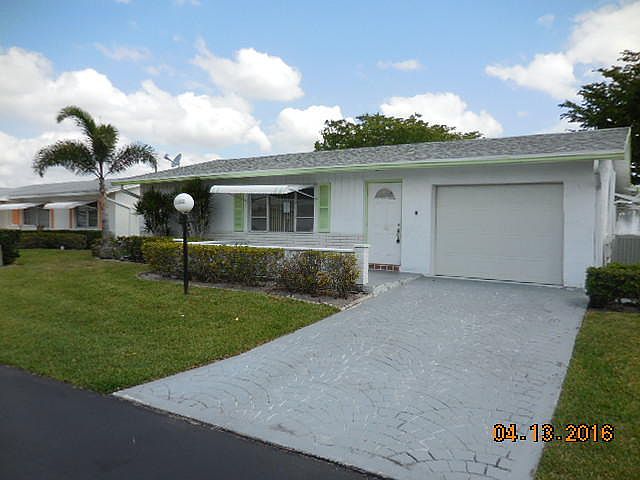 1st image of 5181 Nicholas Dr