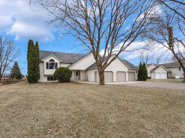5637 E Lake Carlos Dr NE, Alexandria, MN 56308