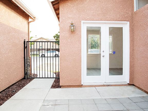 5th image of 6556 E Balch Ave