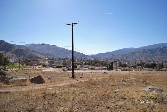 5th image of Erskine Creek Rd