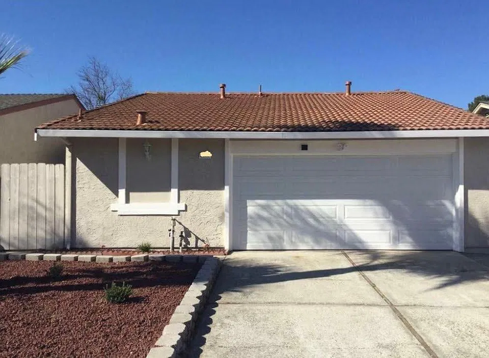 2448 Sequoia Dr