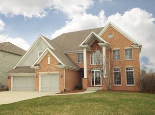 2508 Skylane Dr, Naperville, IL