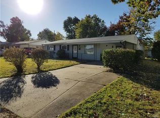 9628 Saint Girard Ln, Saint Louis, MO 63134