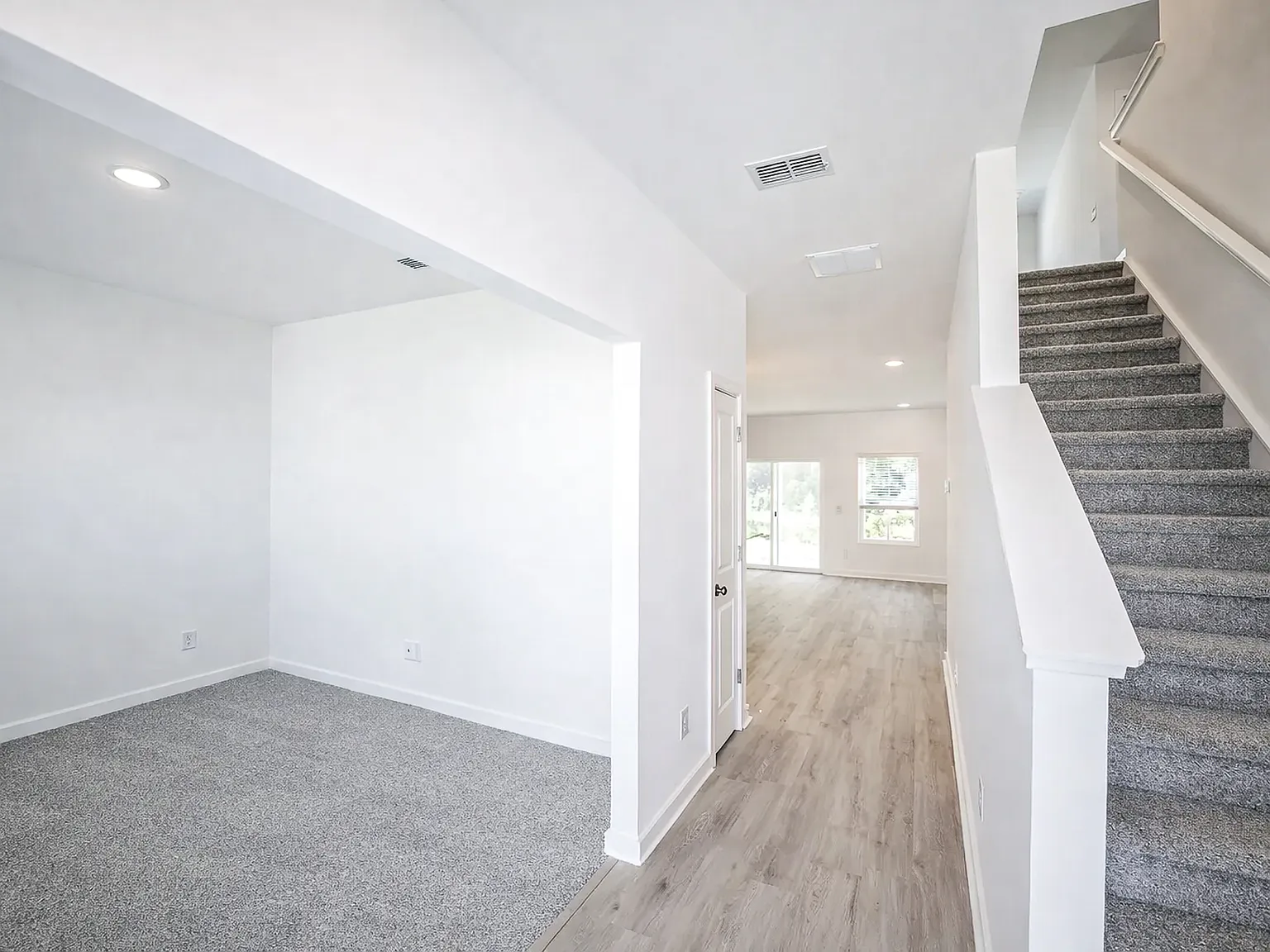 GA SAV 154 Kingswood Circle - 1 — Photo 2