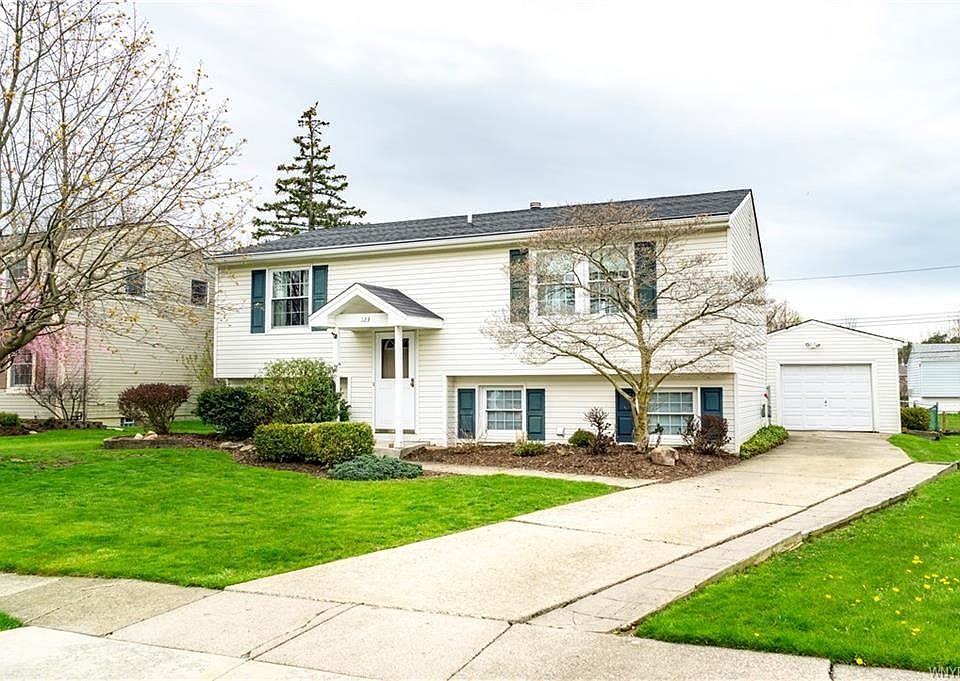 1st image of 123 Theresa Ct