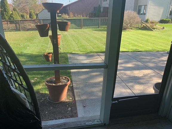 4th image of 2749 Atherton Ln