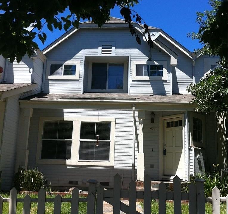 1st image of 426 Brittania Ct