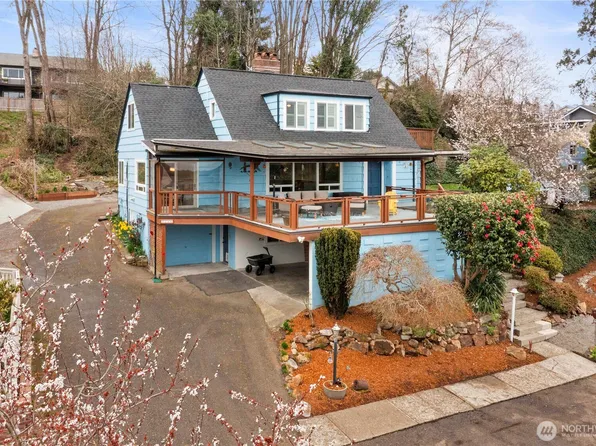 8366 6th Avenue, Tacoma, WA 98465