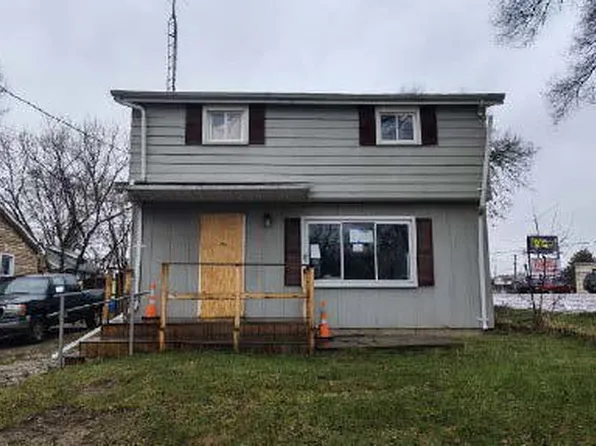 1487 Wells St, Burton, MI 48529
