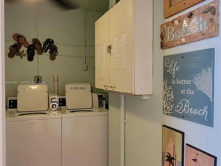 7400 Harding Ave #15 — Photo 23
