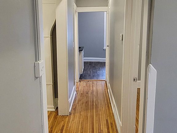 5th image of 955 Edmund Ave APT 4
