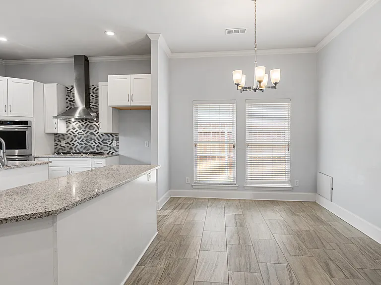 8406 Willowbrook Dr — Photo 12
