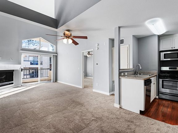 3rd image of 21400 Burbank Blvd APT 305