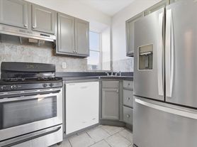 314 Paterson Plank Rd, Union City, NJ
