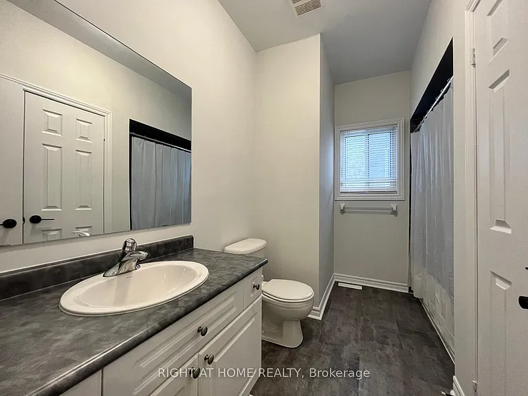 63 Jessica Dr — Photo 9