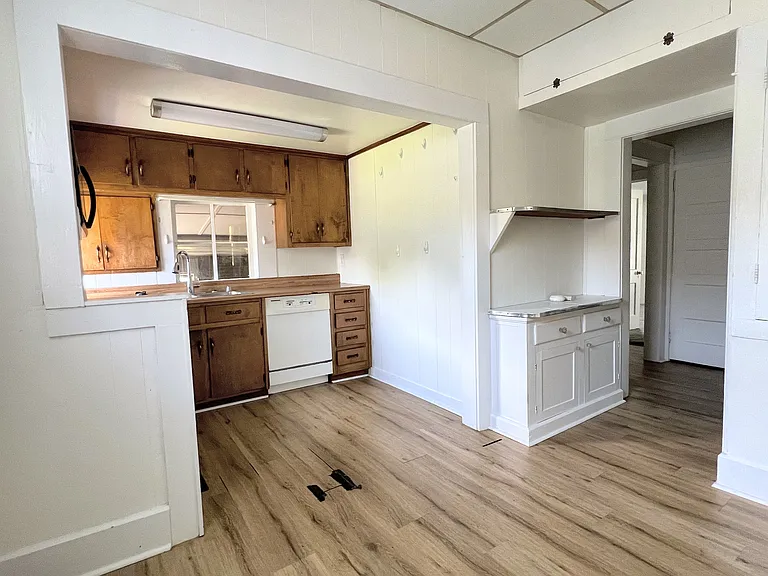735 Prospect St — Photo 6