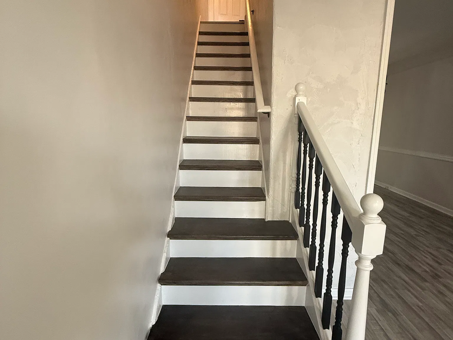 3 bed, 1300 sqft, $2,000 — Photo 4