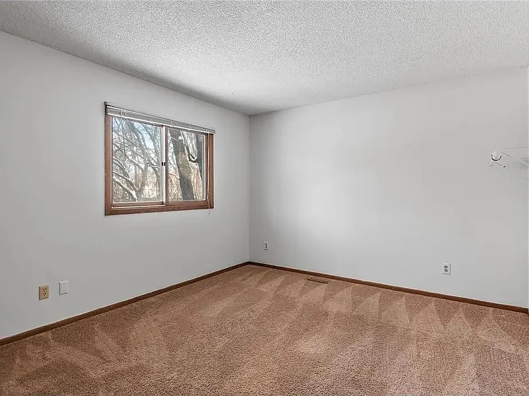 1239 Norton Ave NE — Photo 10