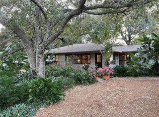 220 Davis Blvd, Sarasota, FL 34237
