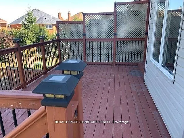 248 Breton Ave #UPPER LEVEL — Photo 17