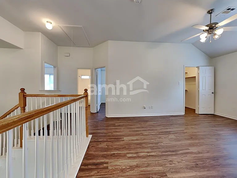 7808 Riverwalk Trl — Photo 9