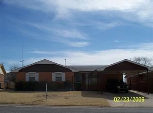 611 SW Sedalia Pl, Lawton, OK 73501