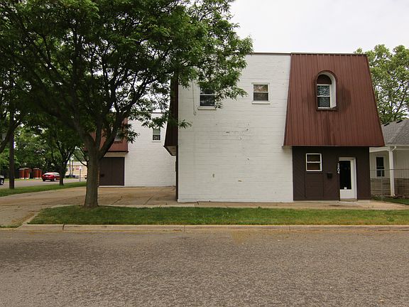 3rd image of 3214 W Jefferson Ave
