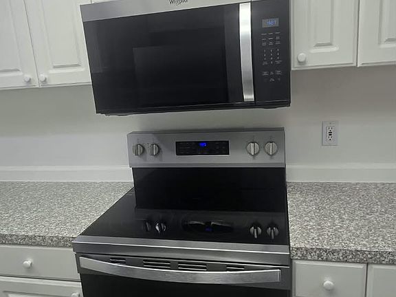 4th image of 13823 SE Allen Rd