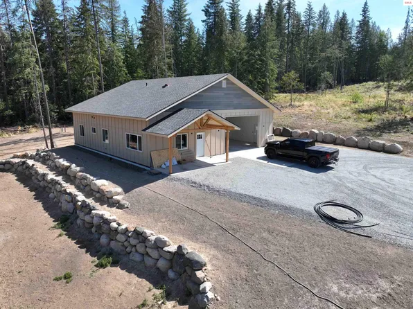 379 Moonfire Rd, Sandpoint, ID 83864